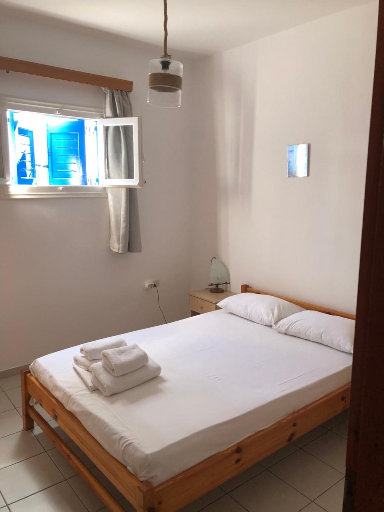 Petradi Sifnos Aparthotel Platis Gialos  Exterior photo