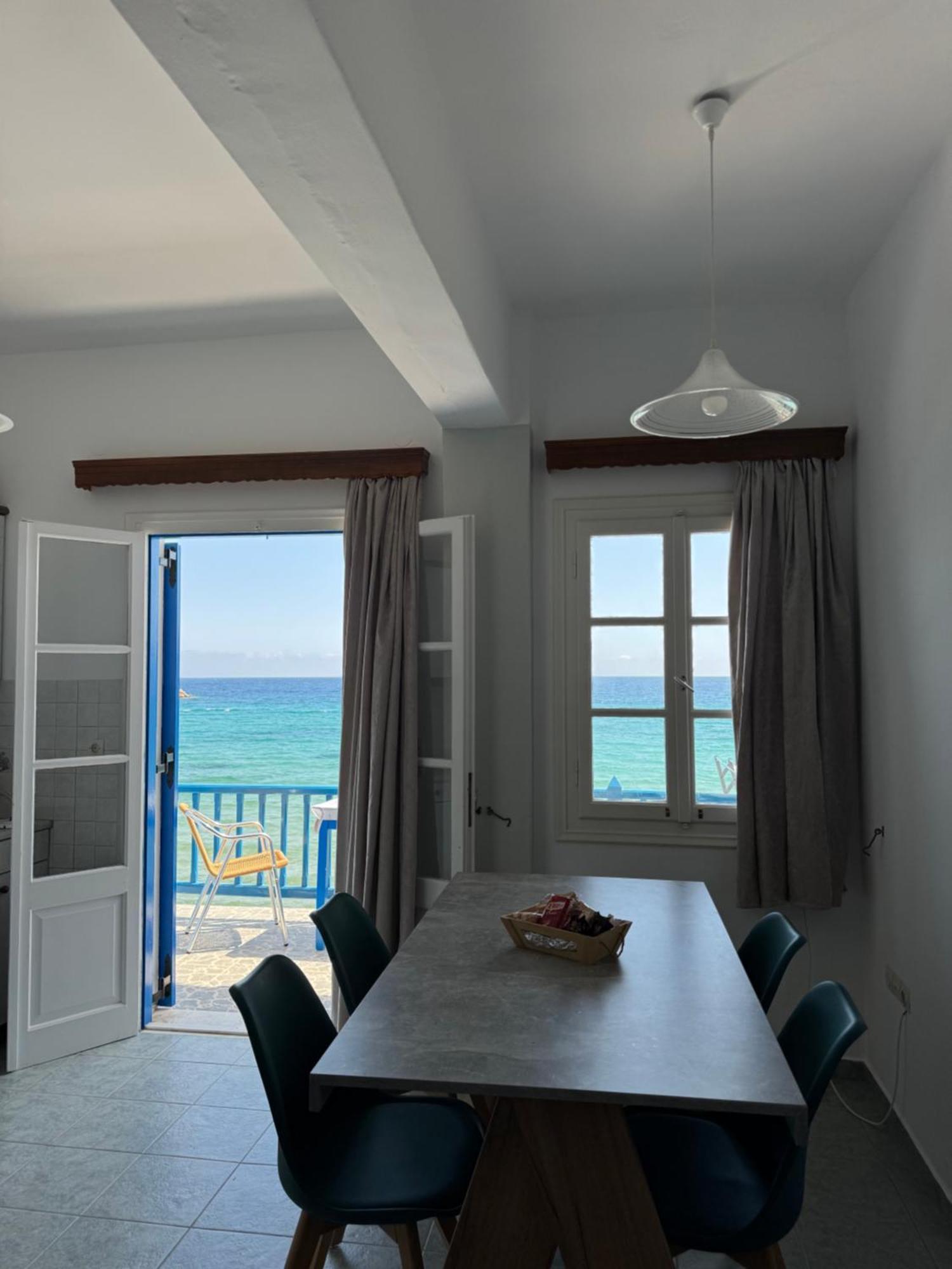 Petradi Sifnos Aparthotel Platis Gialos  Exterior photo